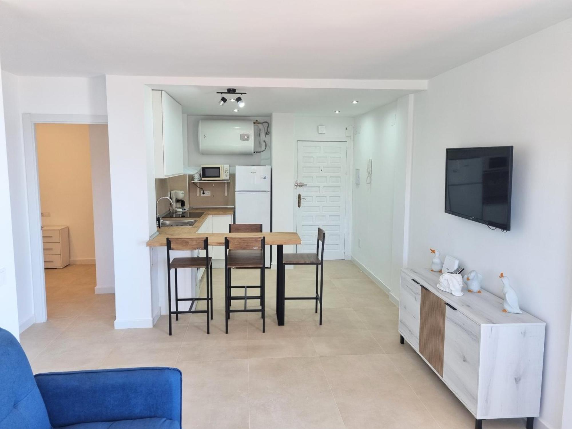 Barbados Beach And Pool Apartment Фуэнхирола Экстерьер фото